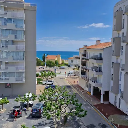 Appartement Du Soleil Spacieux T3 Traversant Face A La Au Port - 2 - Parking Saint-Cyprien (Pyrenees-Orientales)